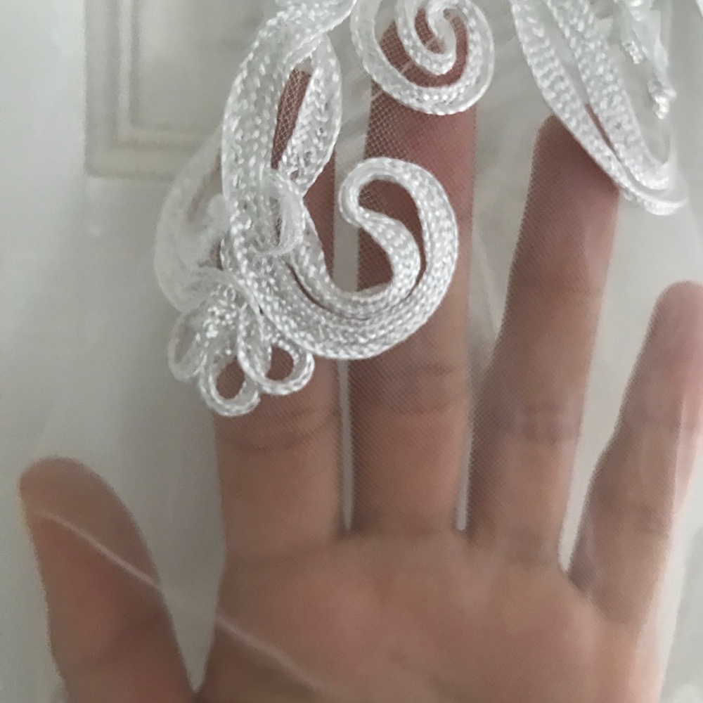 White Long Sleeve Top with Intricate Lace - Picture 6 of 8